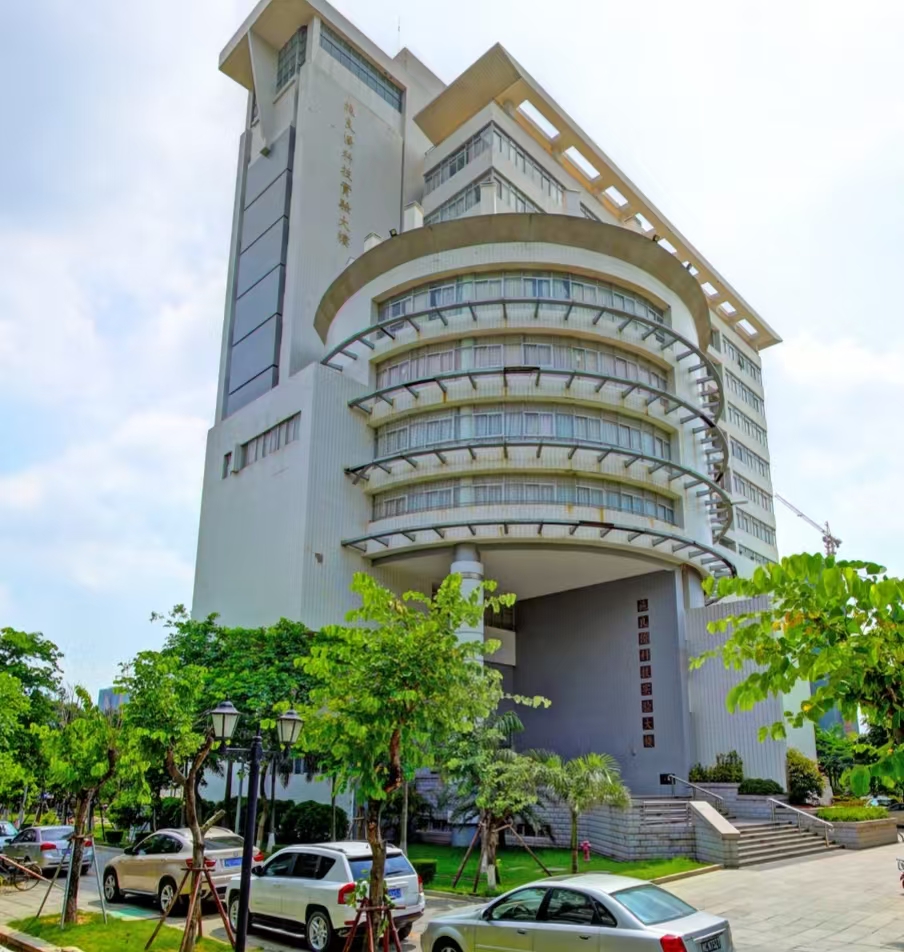 计算机科学与技术学院
